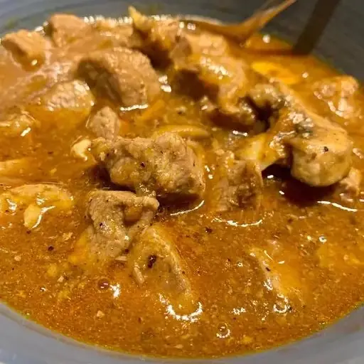 🥩 Hearty Beef Stew (Rich, Slow-Simmered Comfort Food)